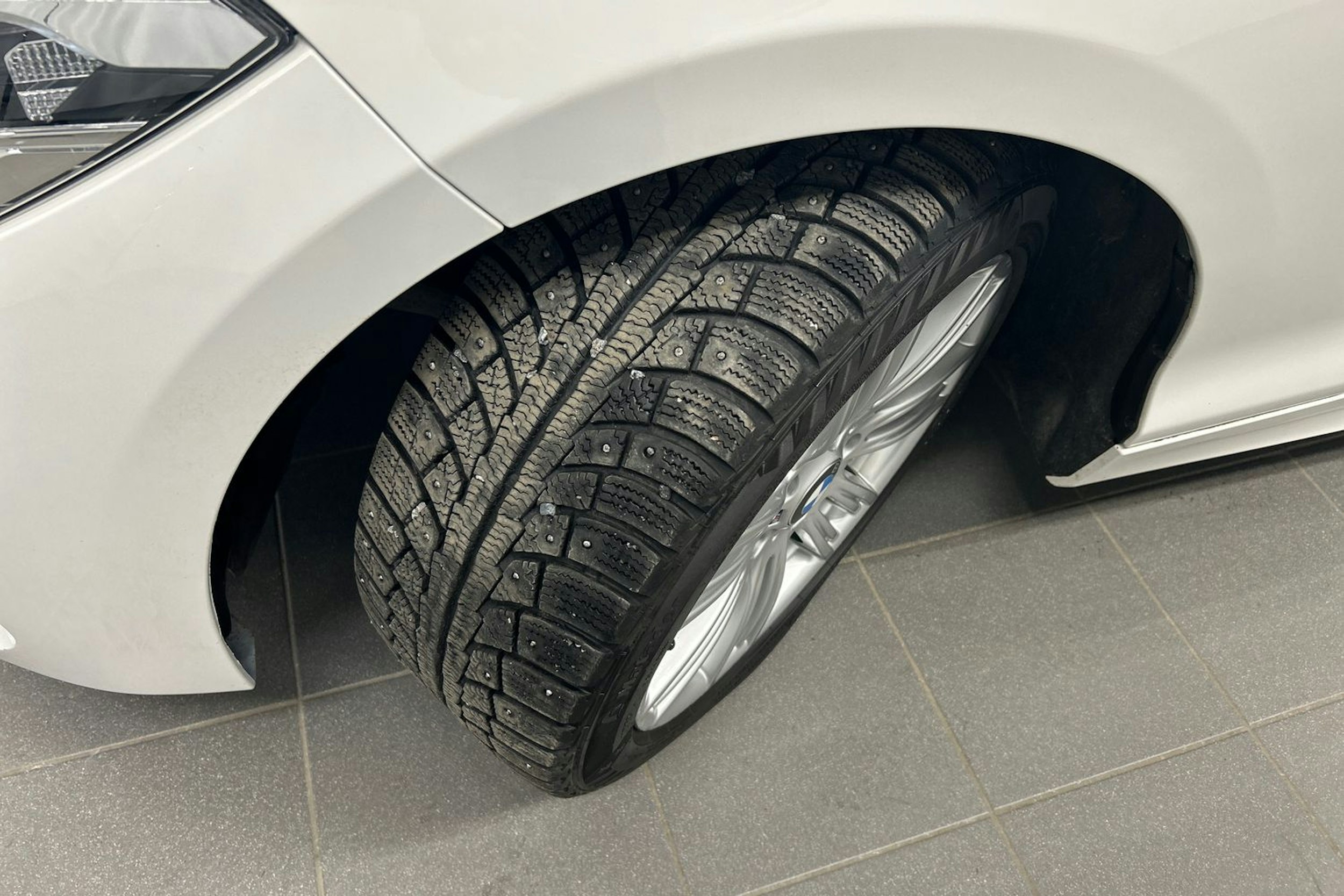 valkoinen BMW 118 2017 kuva 10.