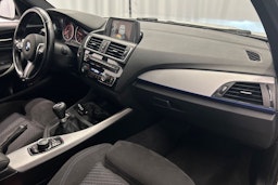 valkoinen BMW 118 2017 kuva 12.