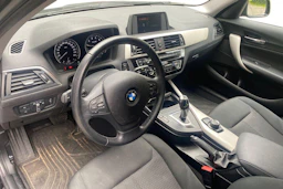 Musta BMW 118 2018 kuva 3.