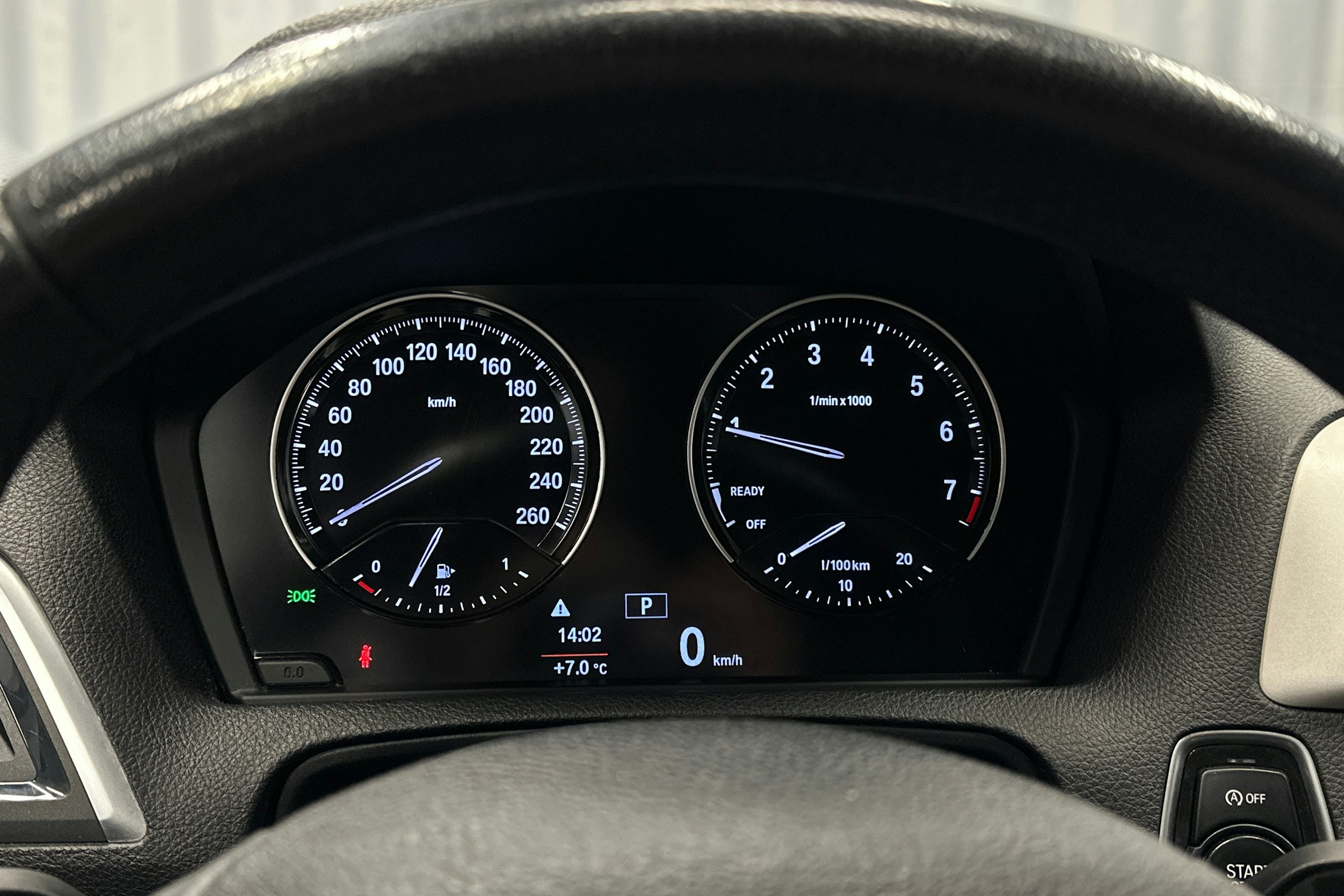 Musta BMW 118 2018 kuva 20.