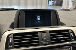 Musta BMW 118 2018 kuva 23.