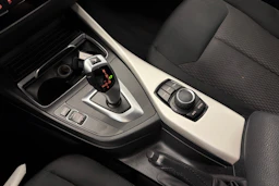 valkoinen BMW 118 2019 kuva 19.