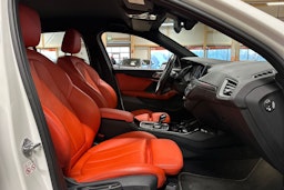 valkoinen BMW 118 2020 kuva 14.