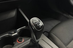 Musta BMW 118 2021 kuva 22.