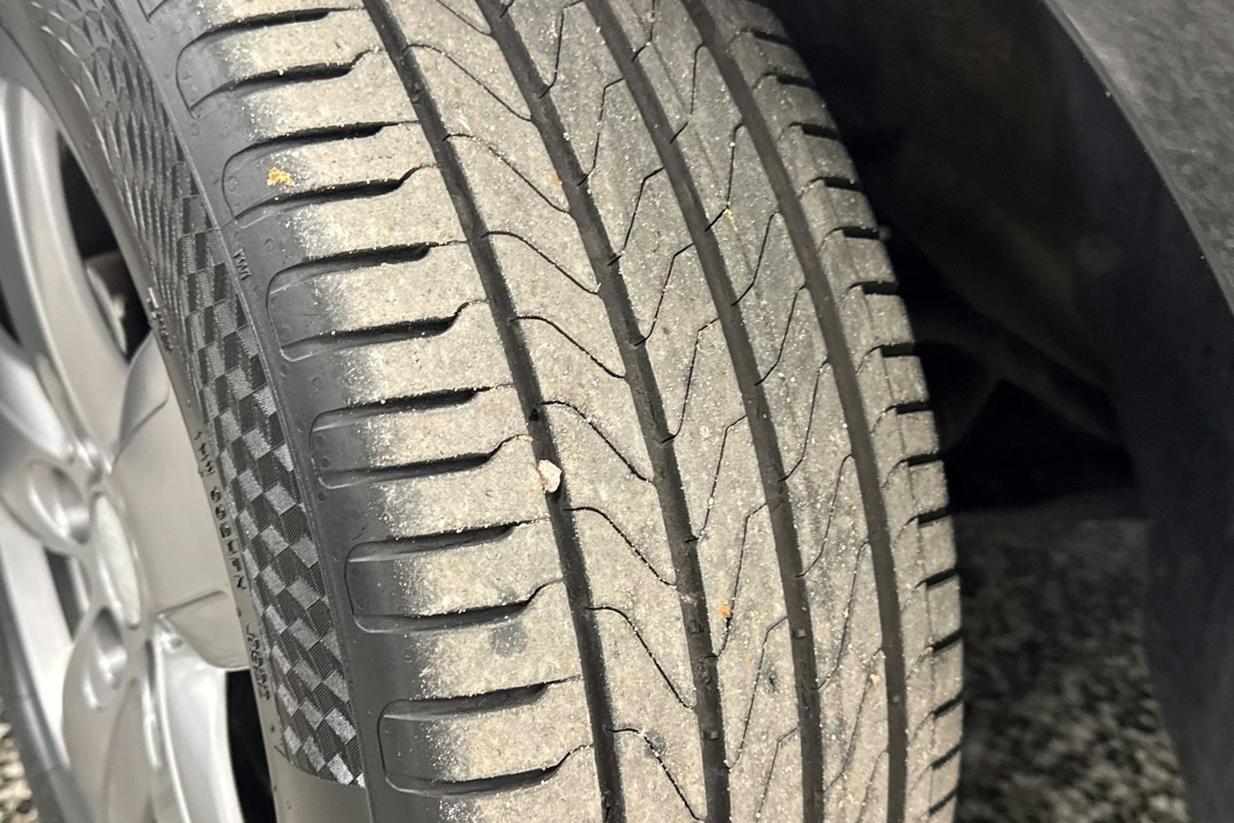 Musta BMW 118 2021 kuva 37.