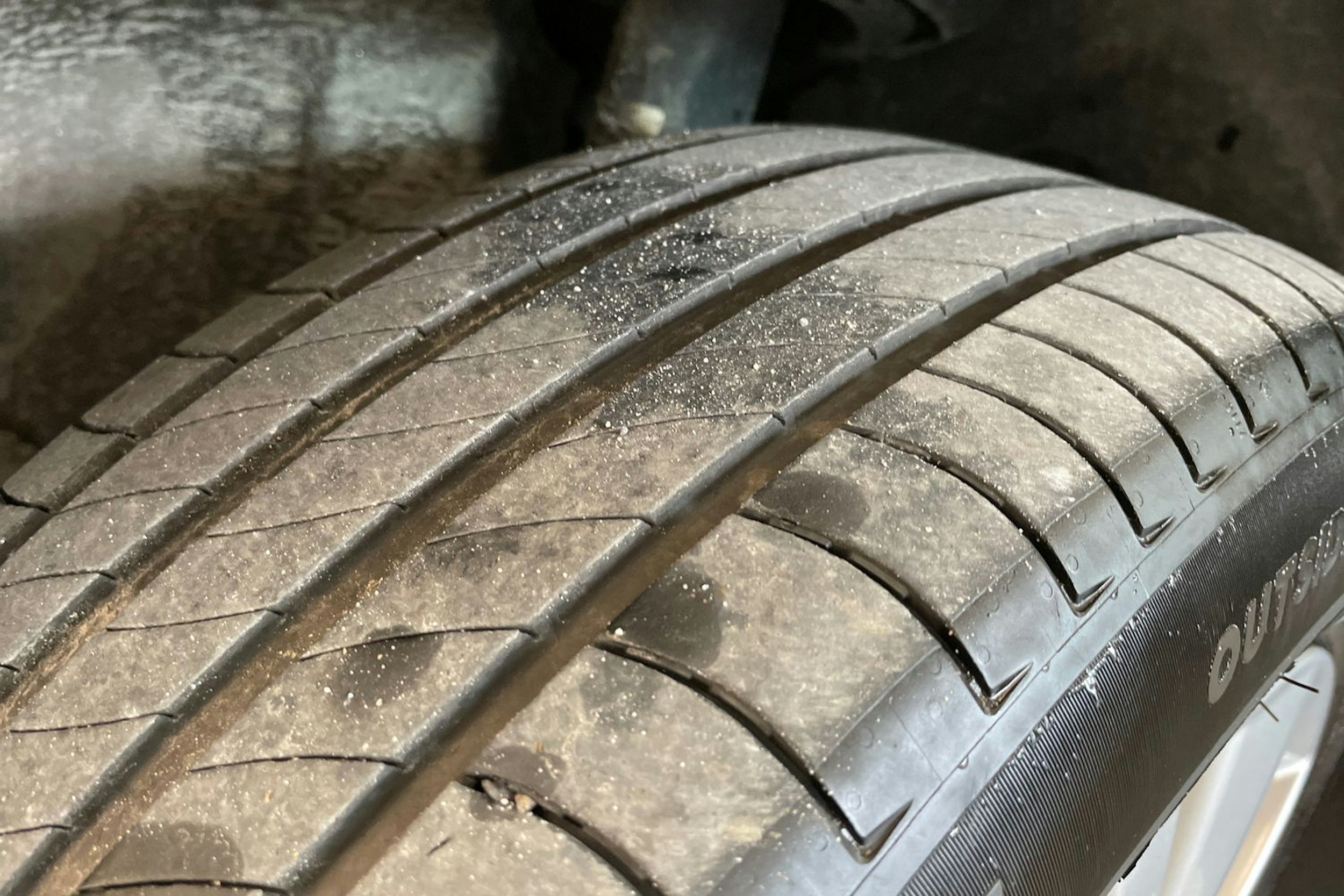 Musta BMW 118 2022 kuva 14.