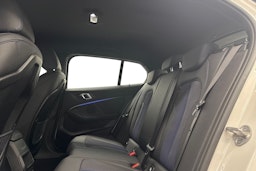 Valkoinen BMW 118 2022 kuva 10.