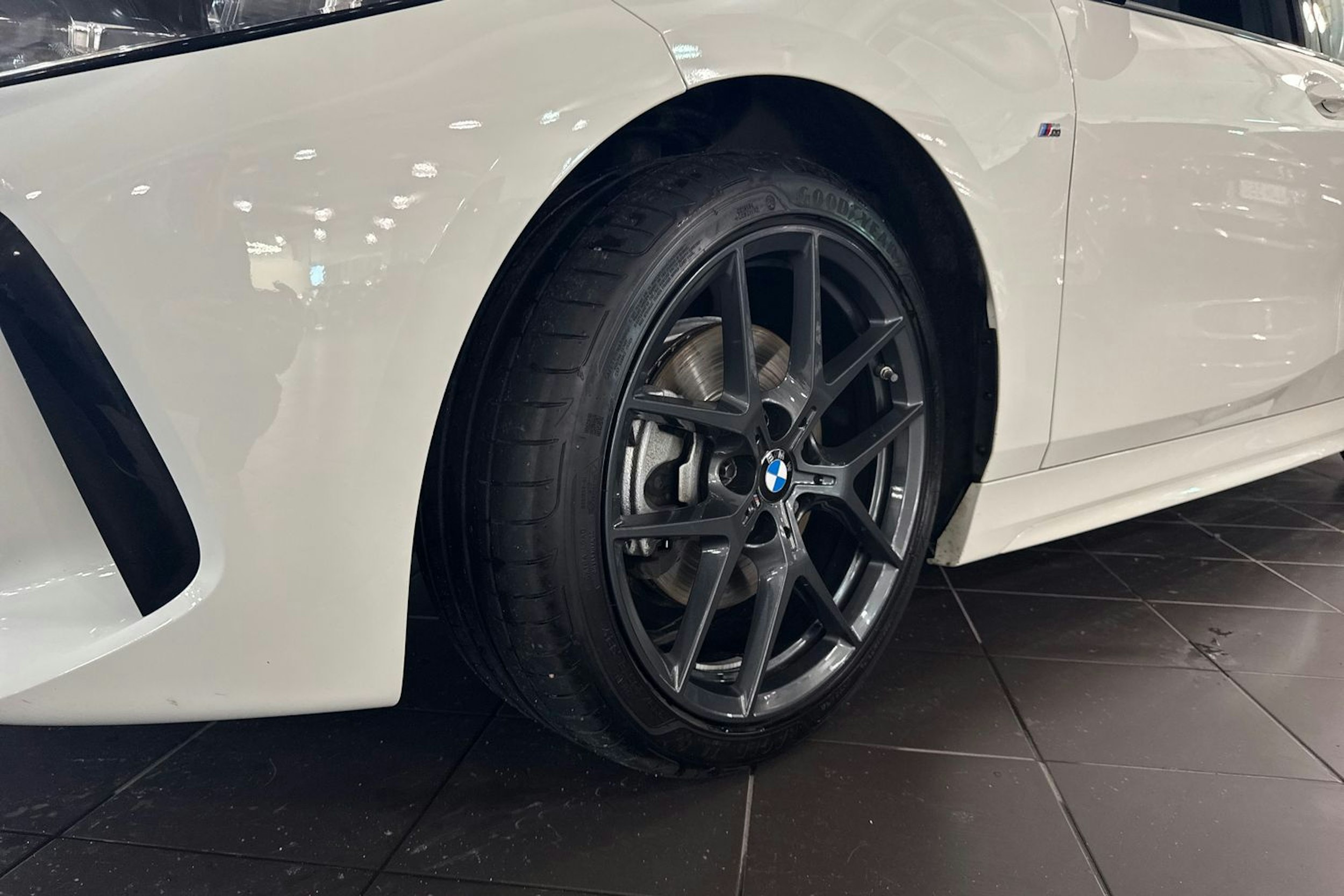 Valkoinen BMW 118 2022 kuva 13.