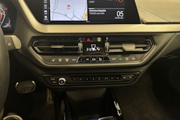 Valkoinen BMW 118 2022 kuva 26.
