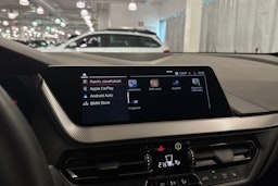 Valkoinen BMW 118 2022 kuva 28.