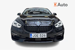 Musta BMW 118 2023 kuva 4.