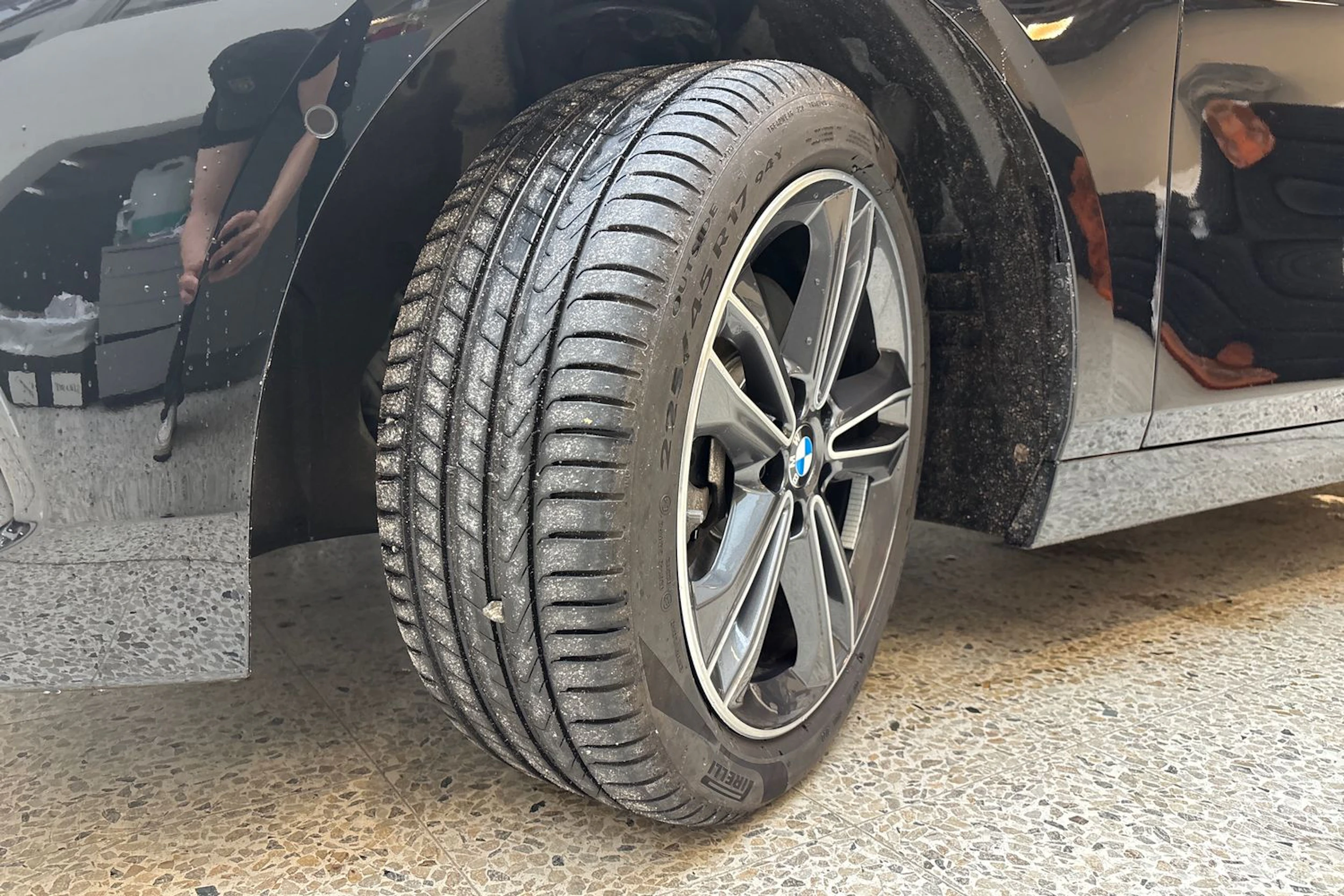 Musta BMW 118 2023 kuva 10.