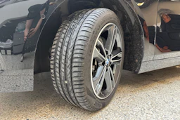Musta BMW 118 2023 kuva 10.