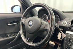 valkoinen BMW 120 2006 kuva 15.