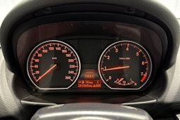 met. musta BMW 120 2008 kuva 17.