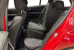 punainen BMW 120 2012 kuva 8.