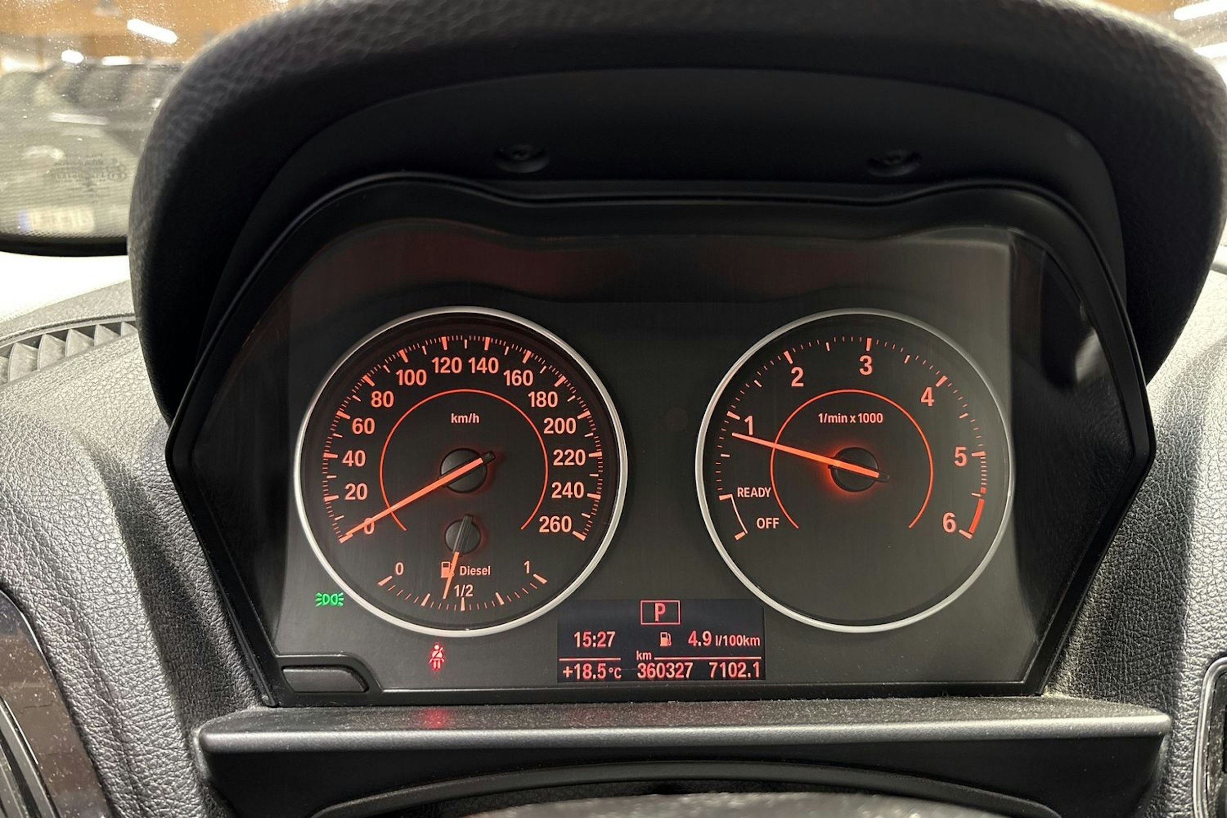 punainen BMW 120 2012 kuva 15.