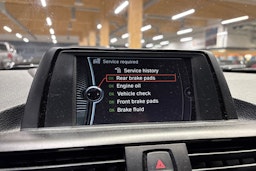 punainen BMW 120 2012 kuva 17.