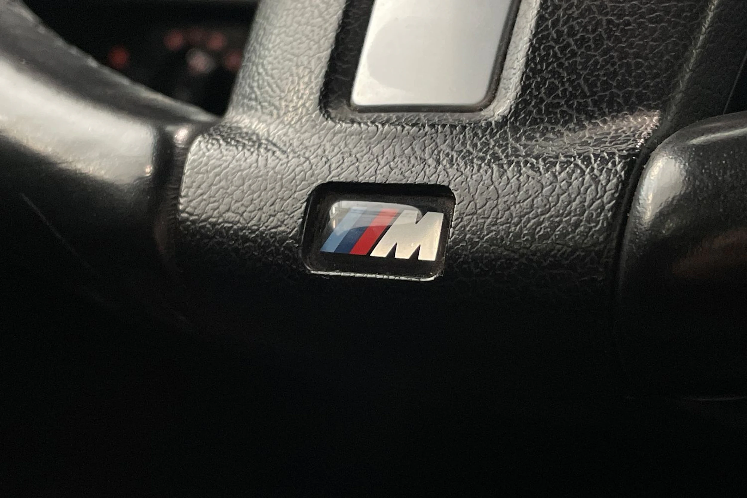 valkoinen BMW 120 2016 kuva 14.