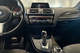 valkoinen BMW 120 2016 kuva 19.