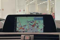 valkoinen BMW 120 2016 kuva 21.