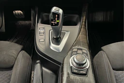 valkoinen BMW 120 2016 kuva 25.