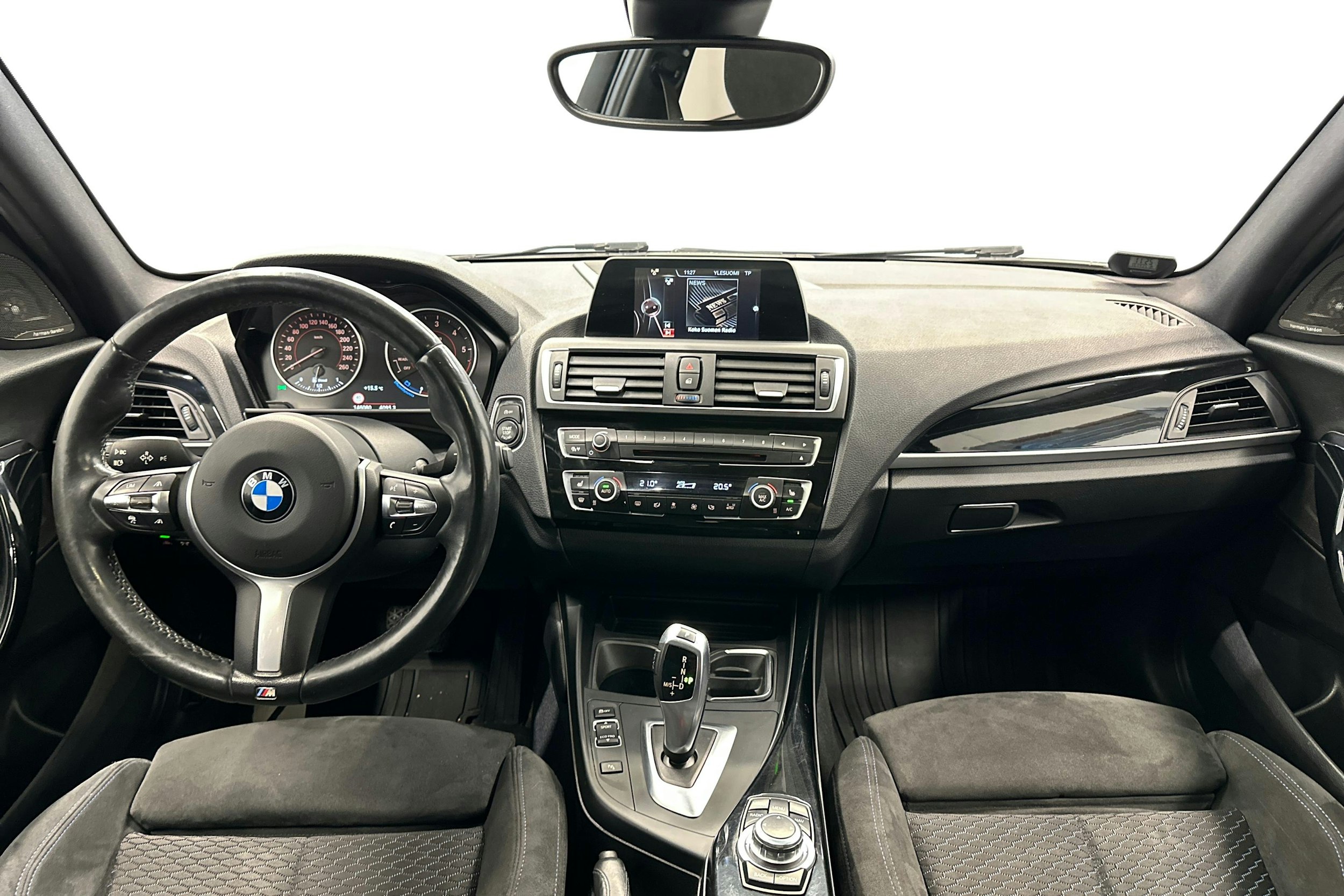 harmaa BMW 120 2016 kuva 9.