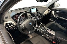 hopea BMW 120 2017 kuva 3.