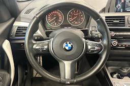 Valkoinen BMW 120 2017 kuva 12.