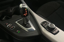 Valkoinen BMW 120 2017 kuva 17.