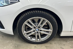 valkoinen BMW 120 2020 kuva 33.