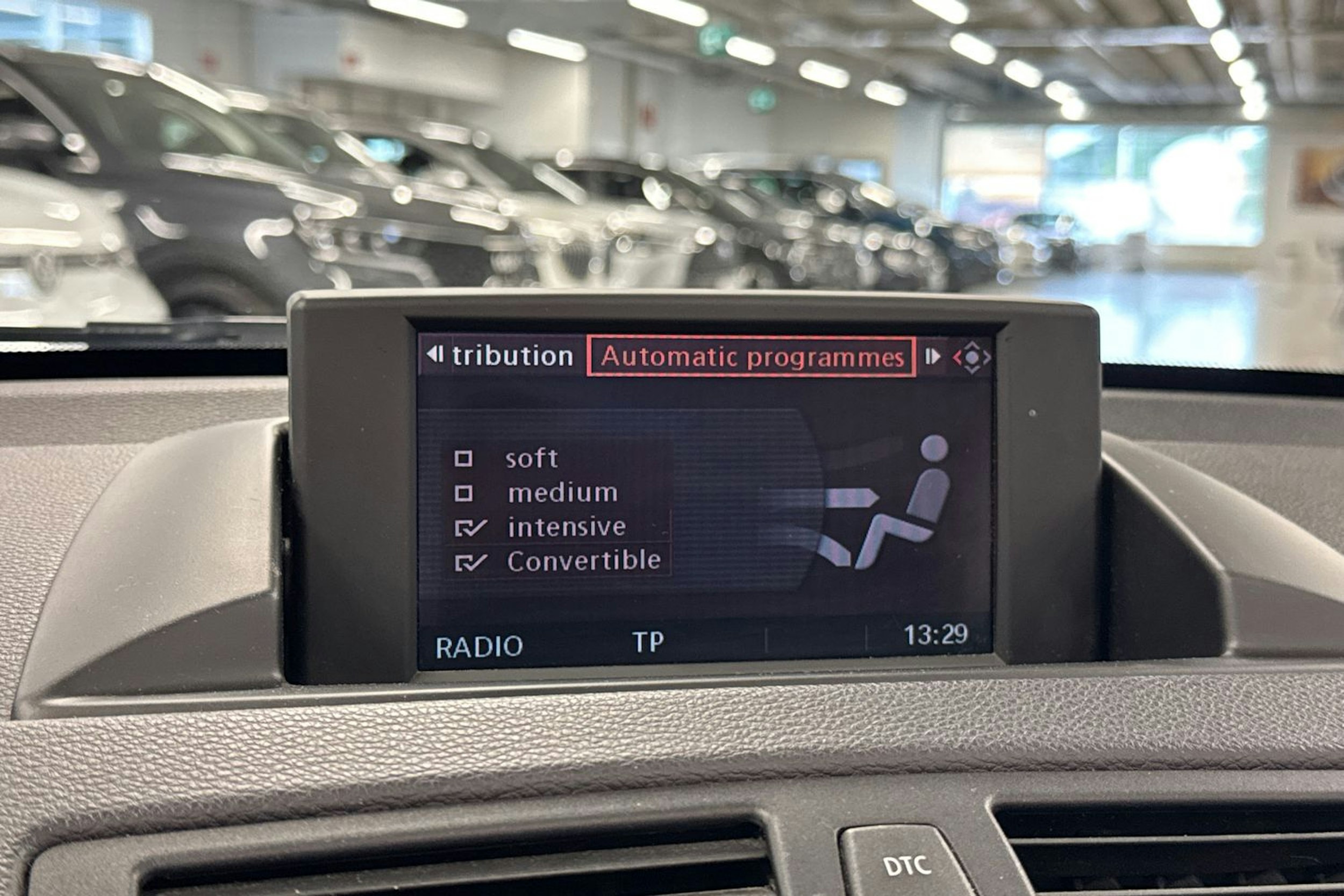 valkoinen BMW 125 2008 kuva 17.