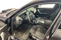 musta BMW 135 2014 kuva 7.
