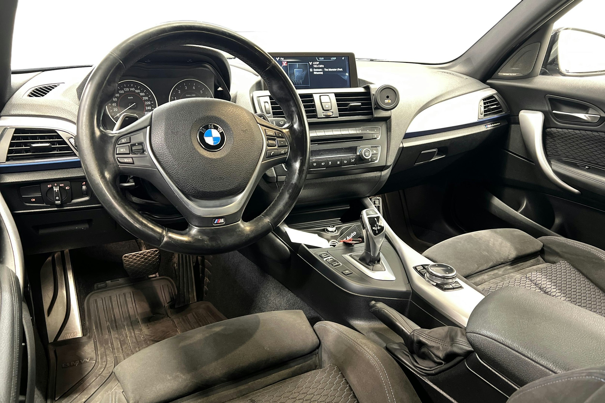 musta BMW 135 2014 kuva 9.
