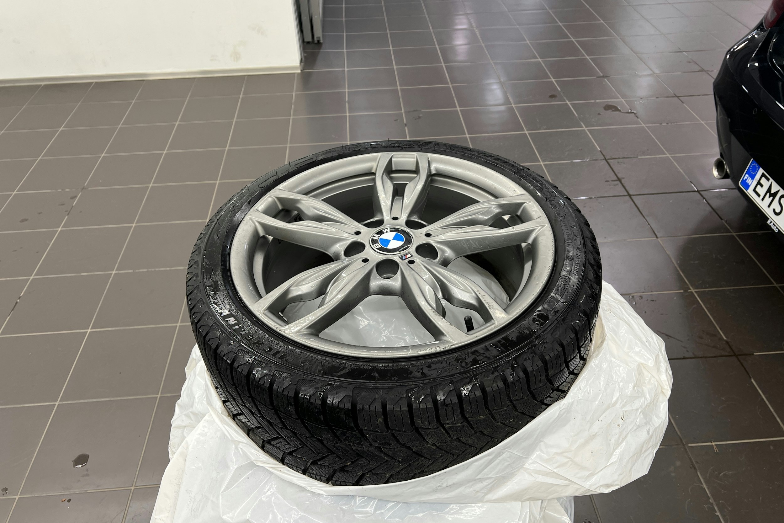 musta BMW 135 2014 kuva 13.