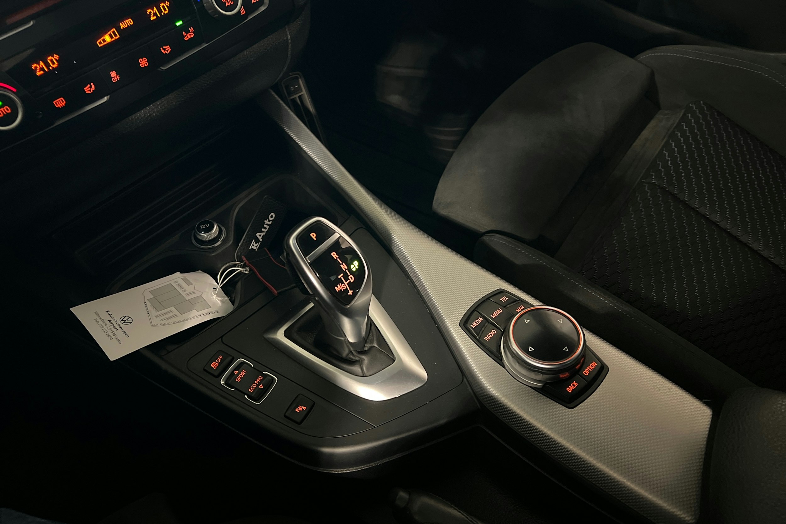 musta BMW 135 2014 kuva 19.