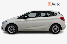 valkoinen BMW 216 2015 kuva 7.