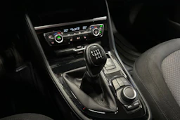 musta BMW 216 2016 kuva 19.
