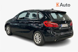 musta BMW 216 2017 kuva 2.