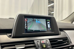 musta BMW 216 2017 kuva 19.