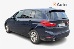sininen BMW 216 2020 kuva 2.