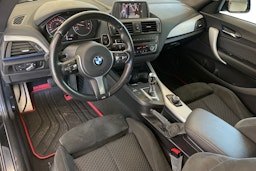 Musta BMW 218 2014 kuva 7.