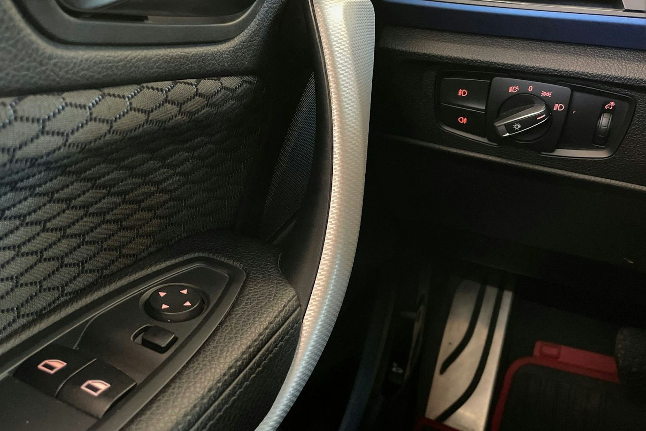 Musta BMW 218 2014 kuva 19.
