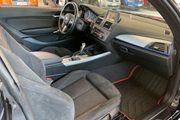 Musta BMW 218 2014 kuva 26.