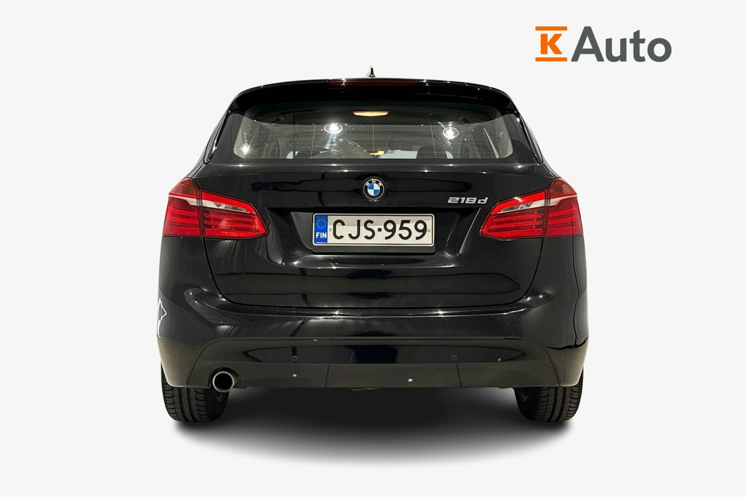 musta BMW 218 2015 kuva 3.