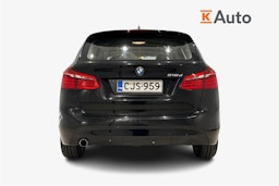 musta BMW 218 2015 kuva 3.