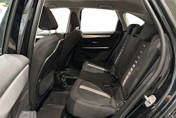 musta BMW 218 2015 kuva 10.