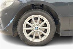 musta BMW 218 2015 kuva 11.