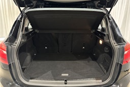 musta BMW 218 2015 kuva 14.