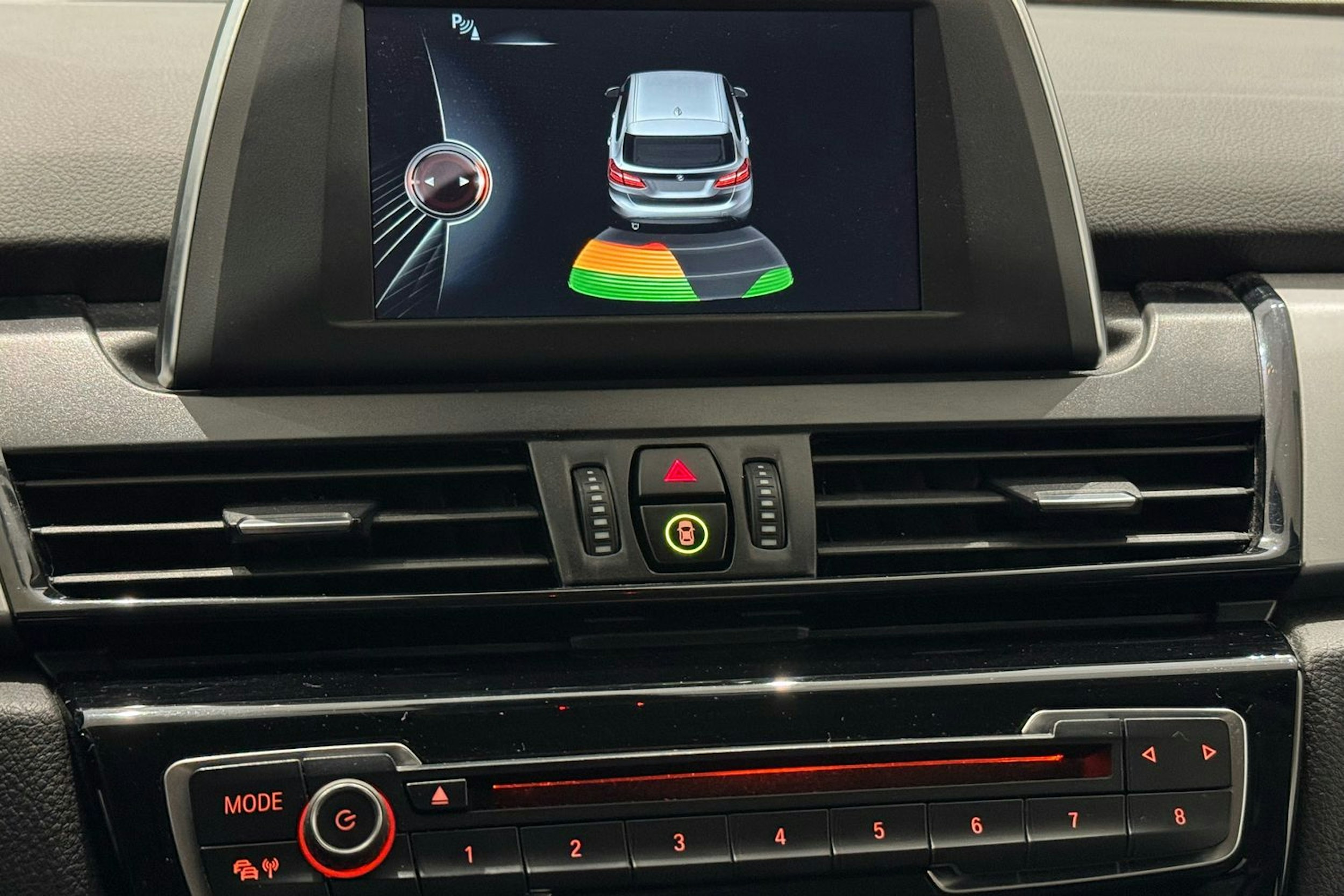 musta BMW 218 2015 kuva 19.
